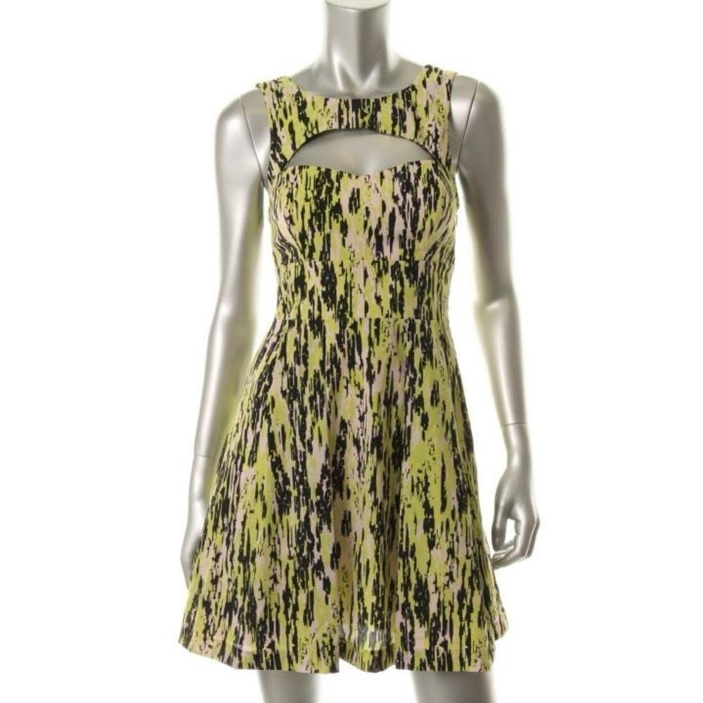 Guess Lime/Beige/Black Sateen Patterned Cut Out Dress